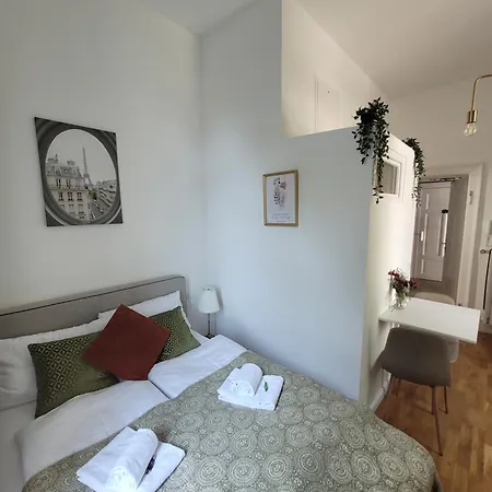 Stay Studio 1 Zentral Balkon Parkplatz Bad Pyrmont Exterior photo